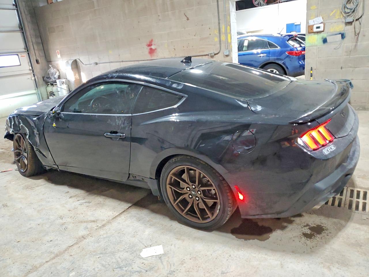 2024 FORD MUSTANG GT photo 5