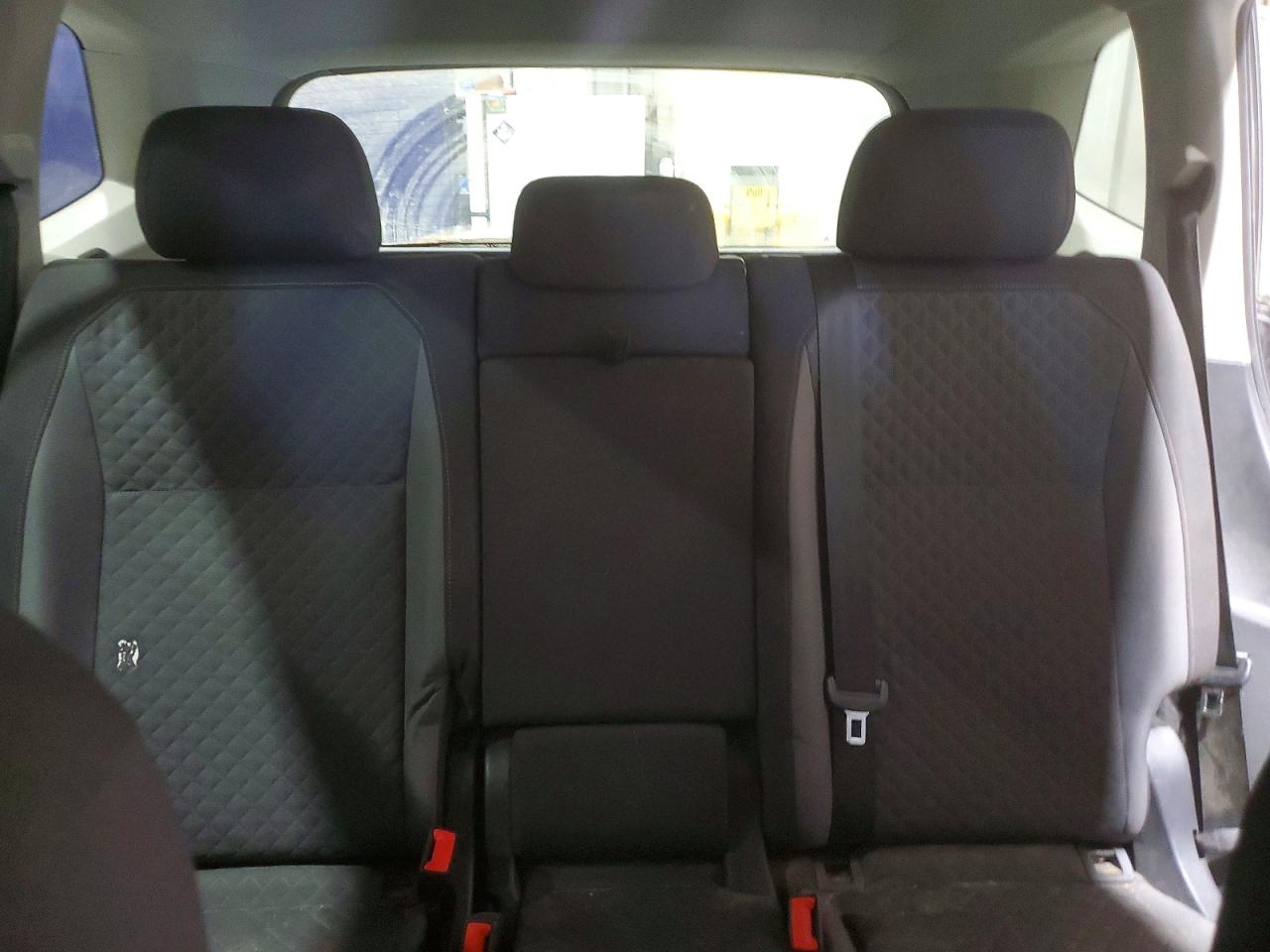 2020 VOLKSWAGEN TIGUAN S photo 19