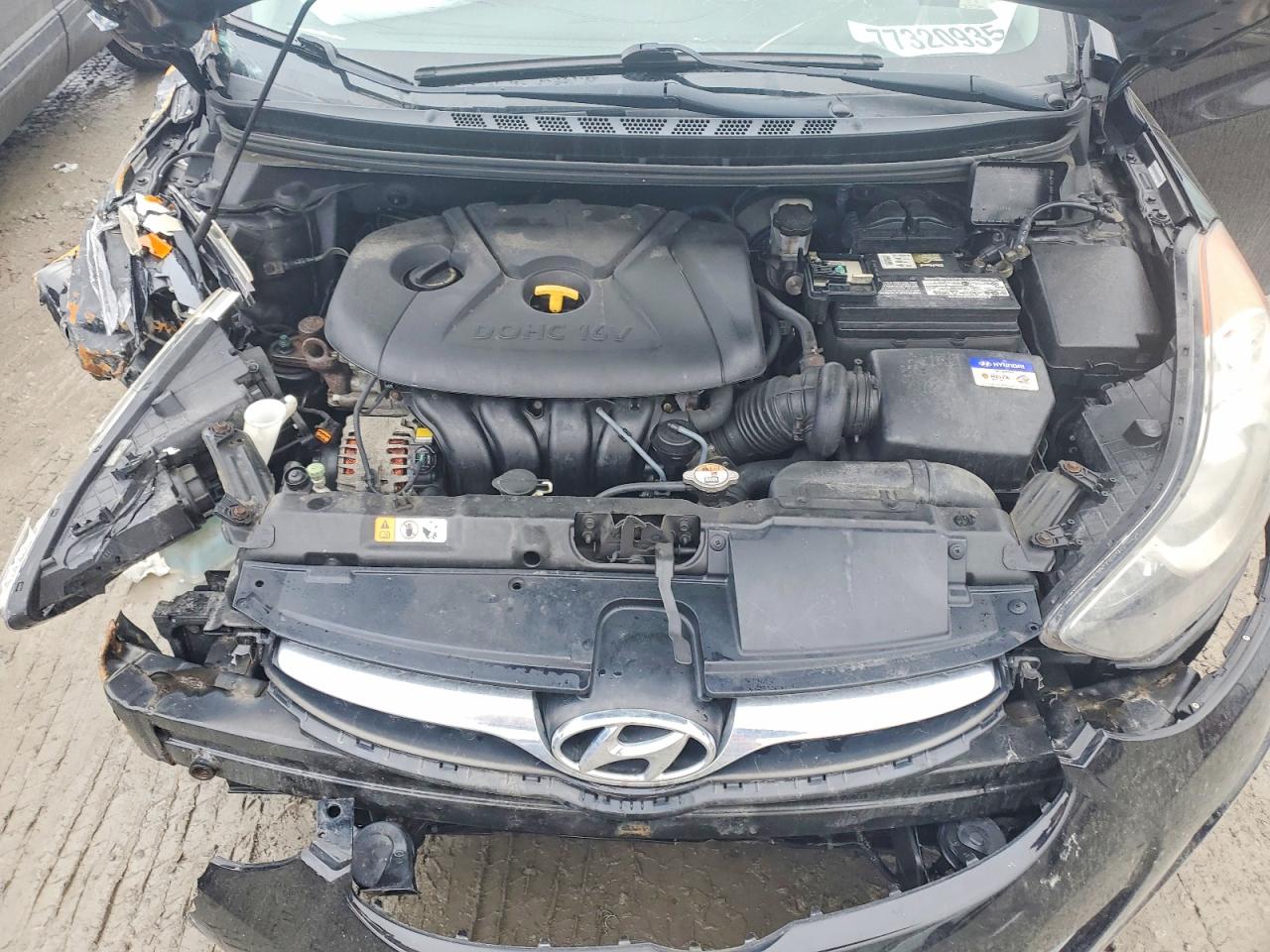 2013 HYUNDAI ELANTRA GLS photo 21