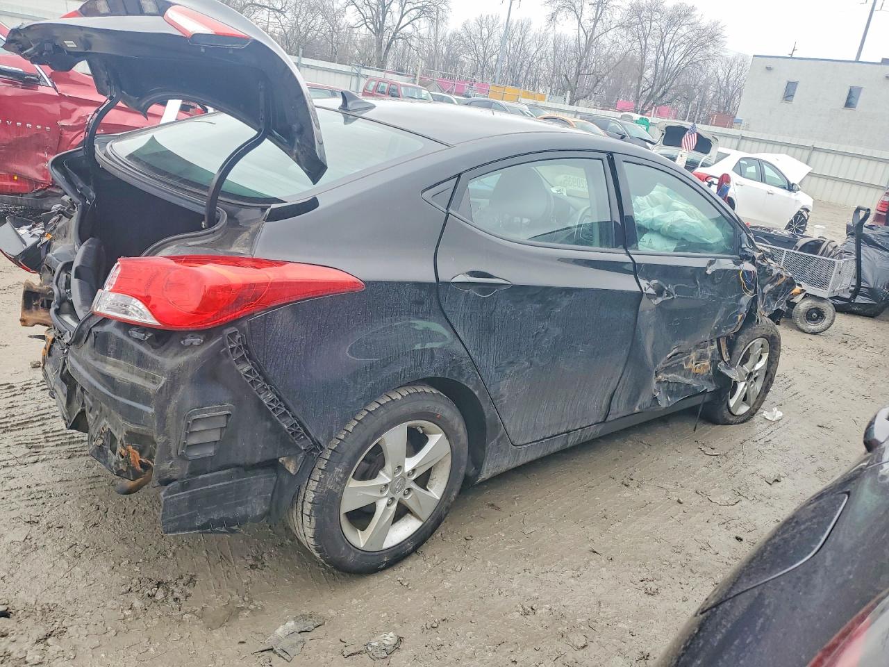 2013 HYUNDAI ELANTRA GLS photo 5