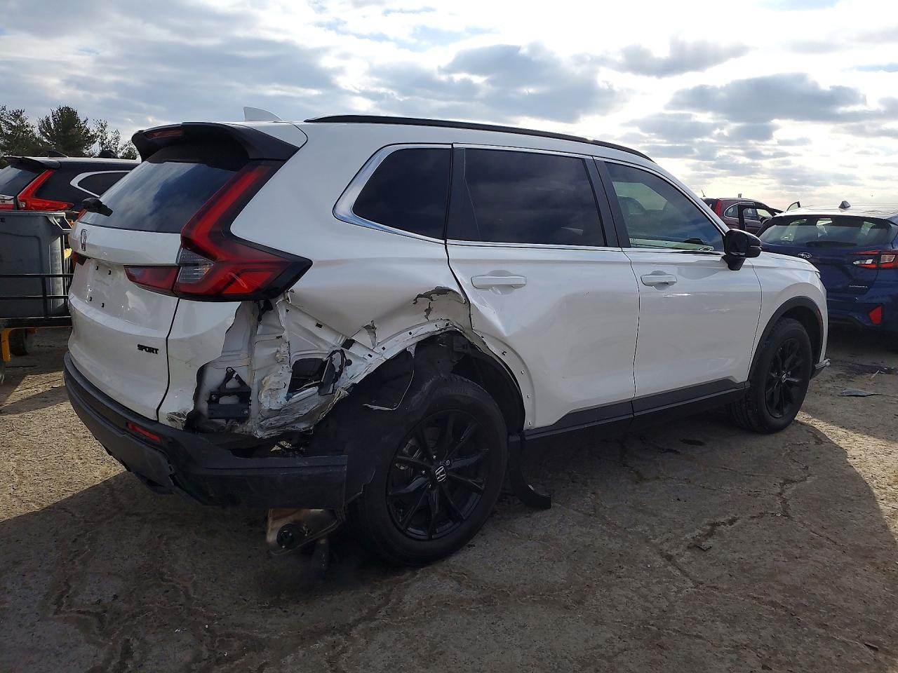 2025 HONDA CR-V SPORT-L photo 3