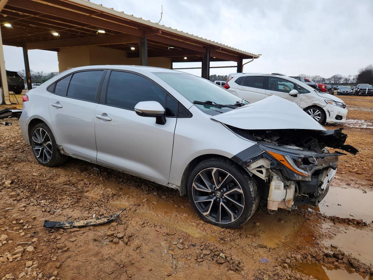 2020 TOYOTA COROLLA SE photo 4