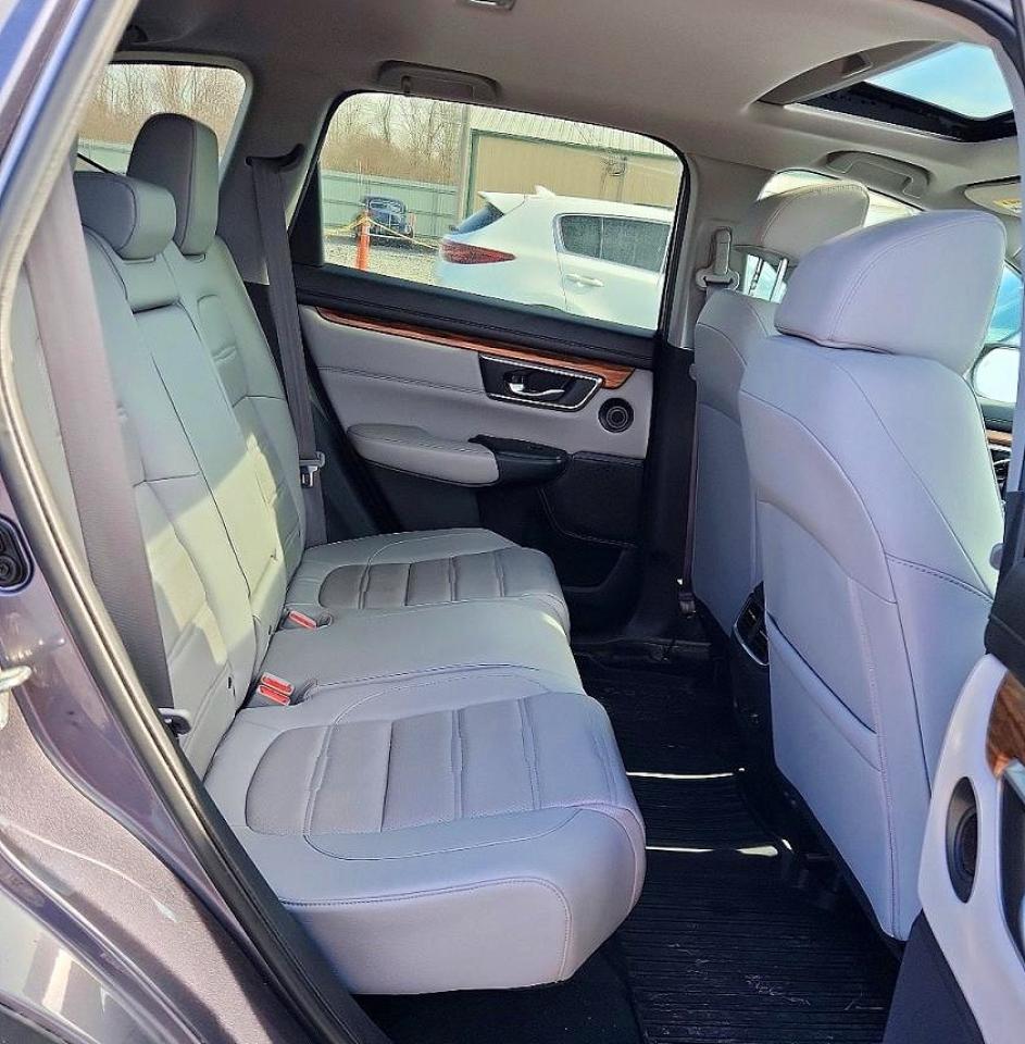 2017 HONDA CR-V TOURING photo 19