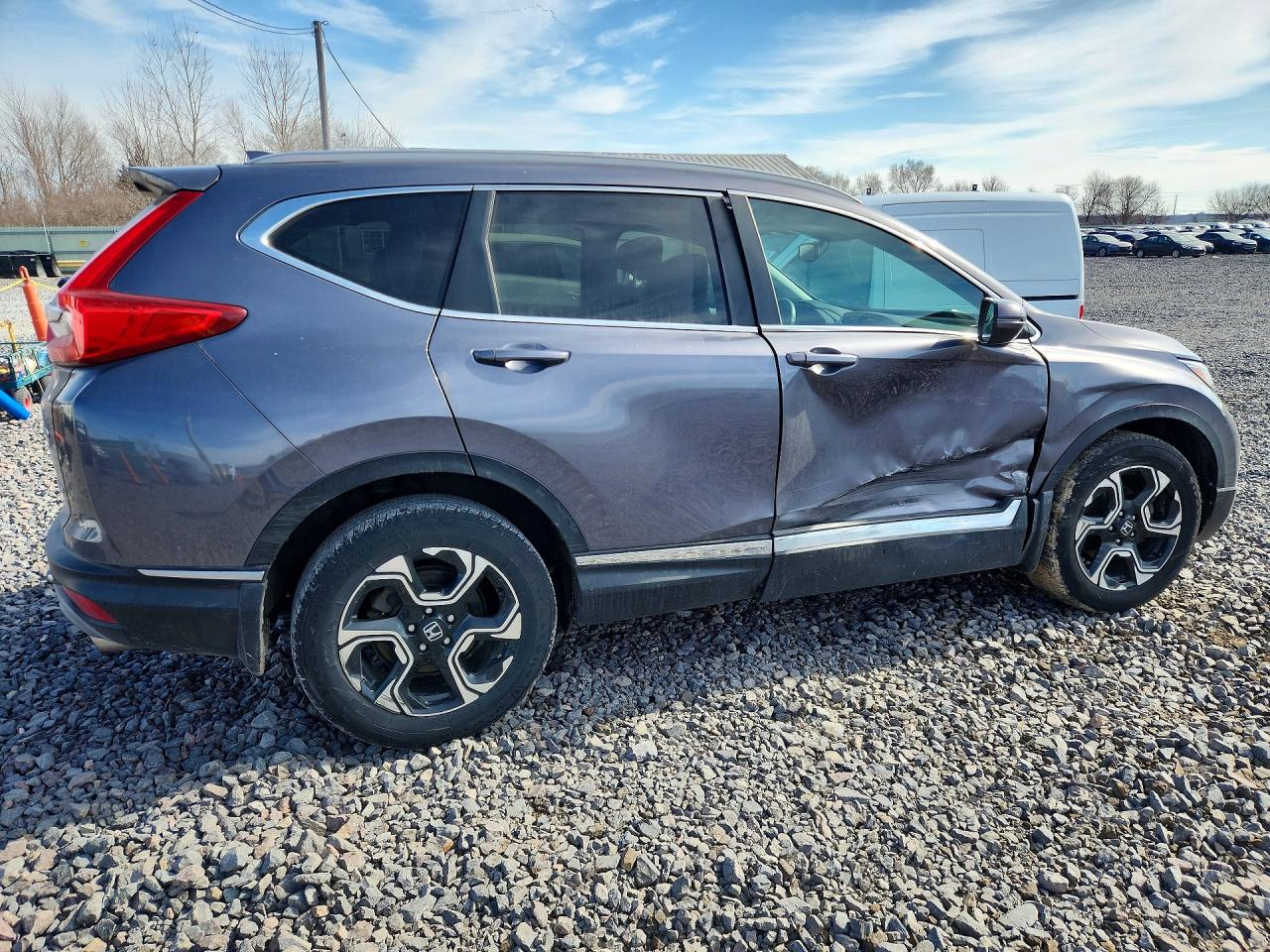 2017 HONDA CR-V TOURING photo 5