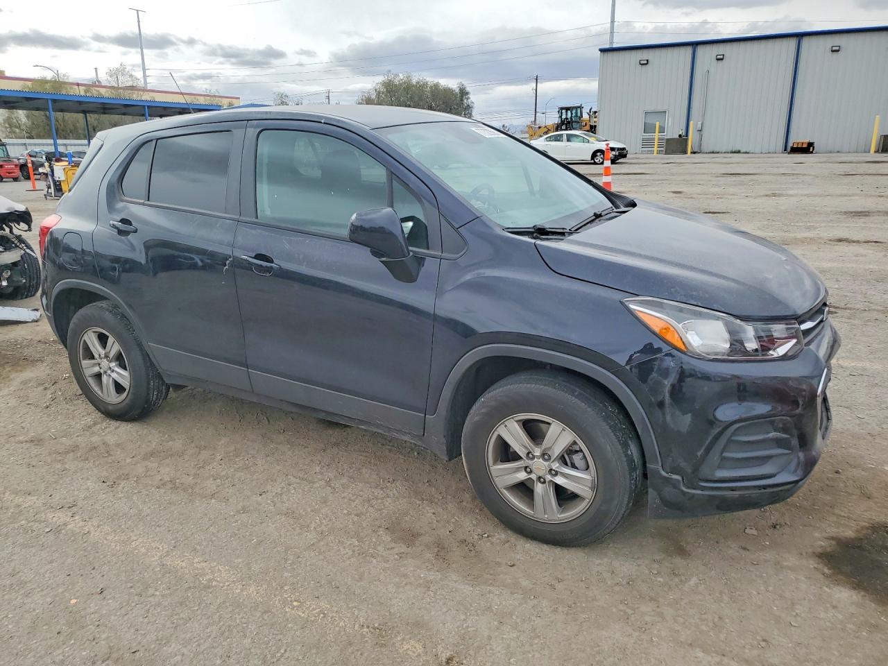 2022 CHEVROLET TRAX LS photo 7