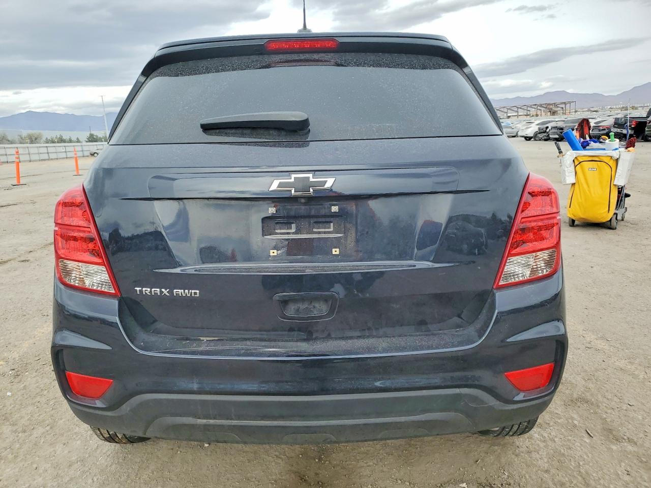 2022 CHEVROLET TRAX LS photo 11