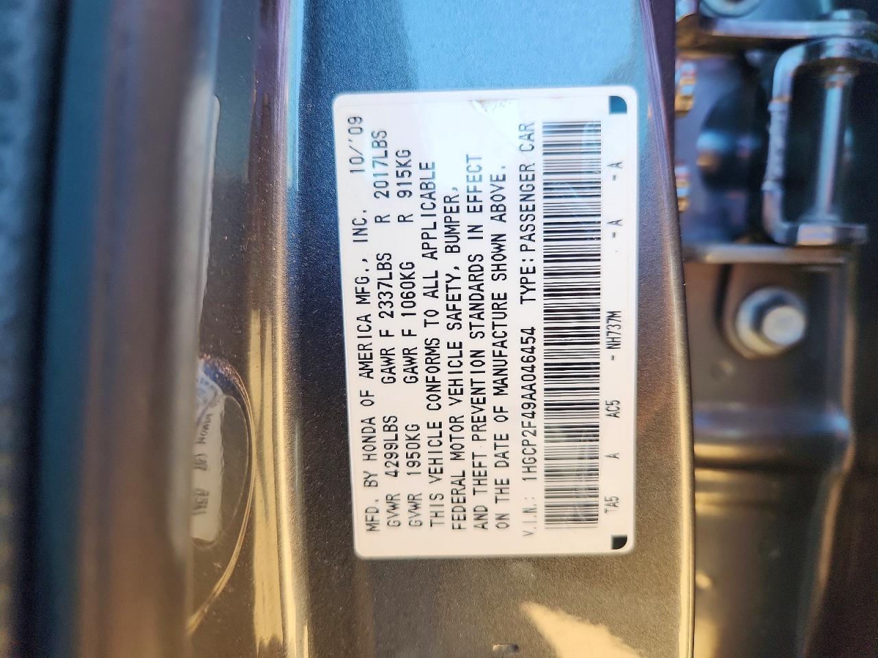 2010 HONDA ACCORD LXP photo 13