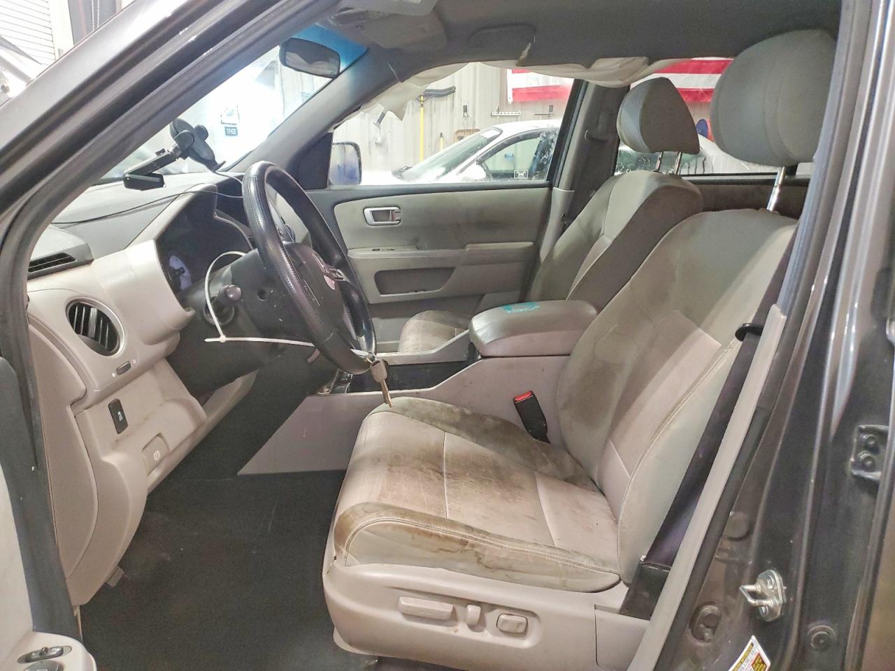 2012 HONDA PILOT EX photo 13