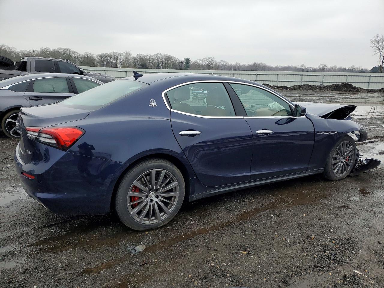 2021 MASERATI GHIBLI S photo 3