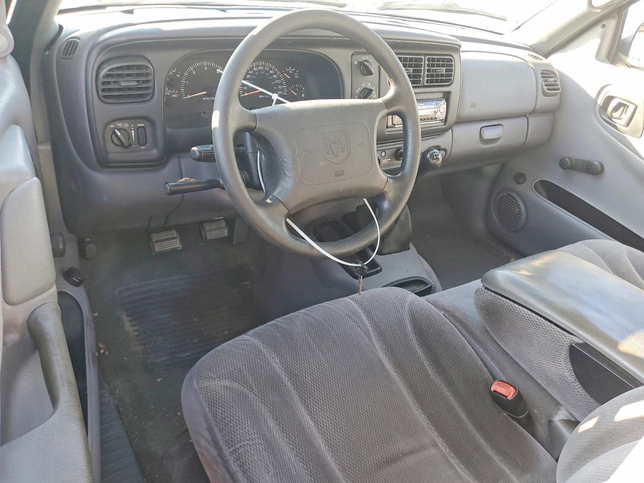 2000 DODGE DAKOTA photo 8