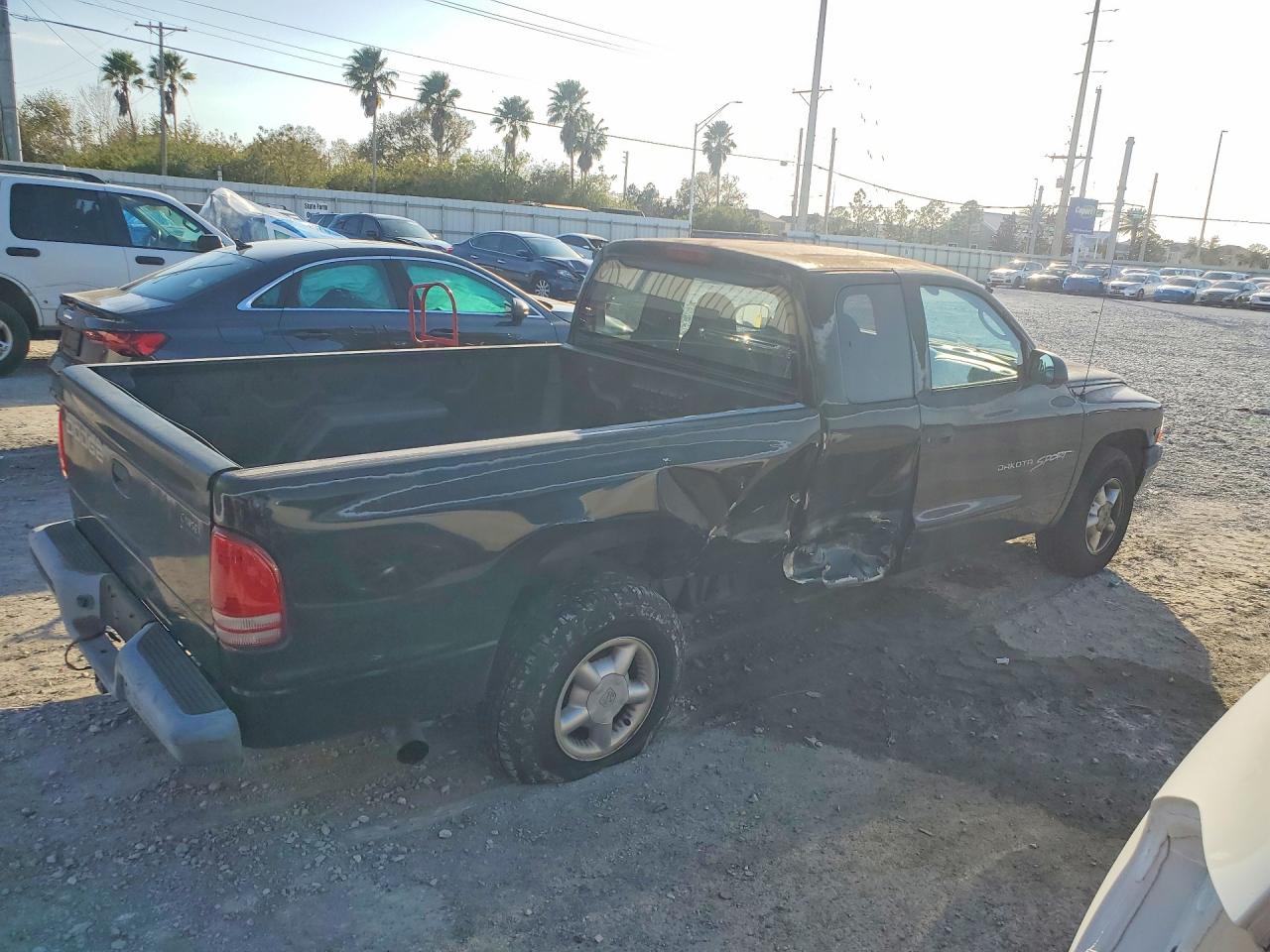 2000 DODGE DAKOTA photo 3