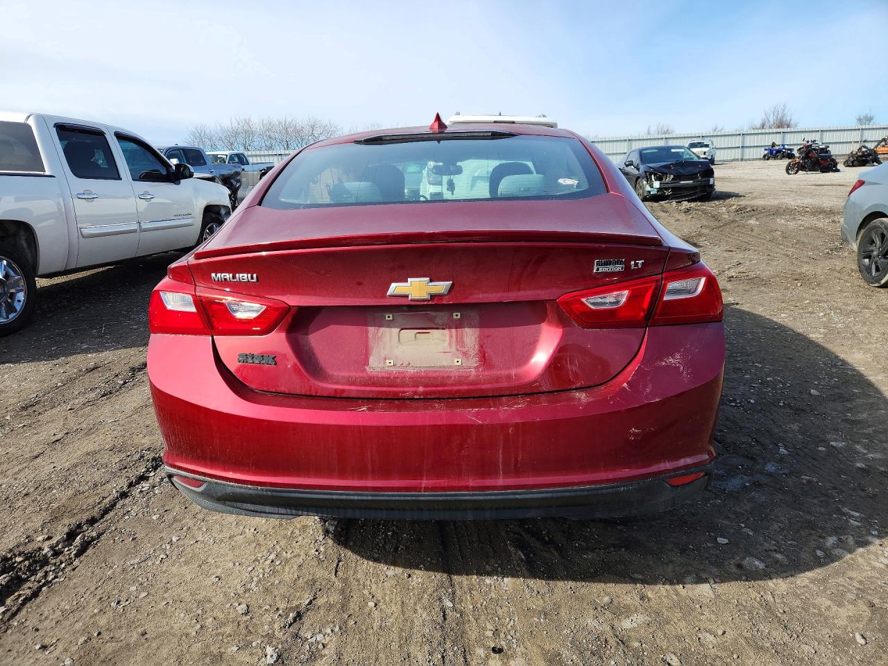 2018 CHEVROLET MALIBU LT photo 11