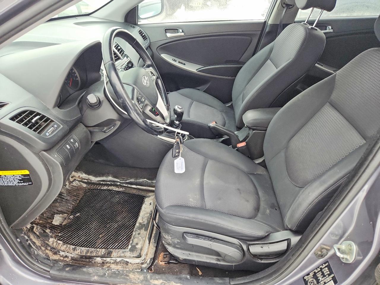2016 HYUNDAI ACCENT SPORT photo 7