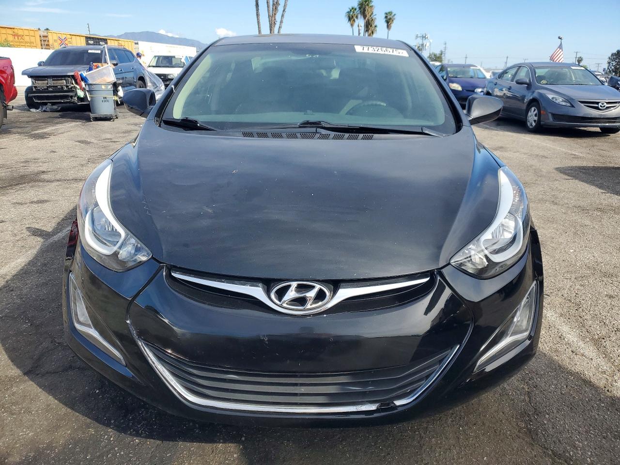 2015 HYUNDAI ELANTRA SE photo 9