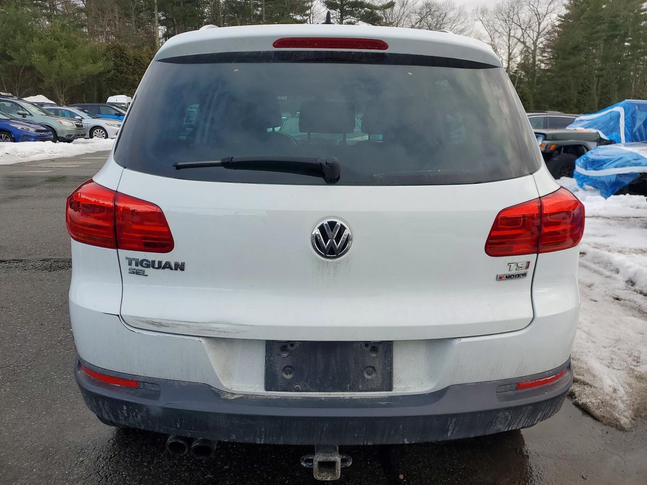 2017 VOLKSWAGEN TIGUAN SEL photo 16