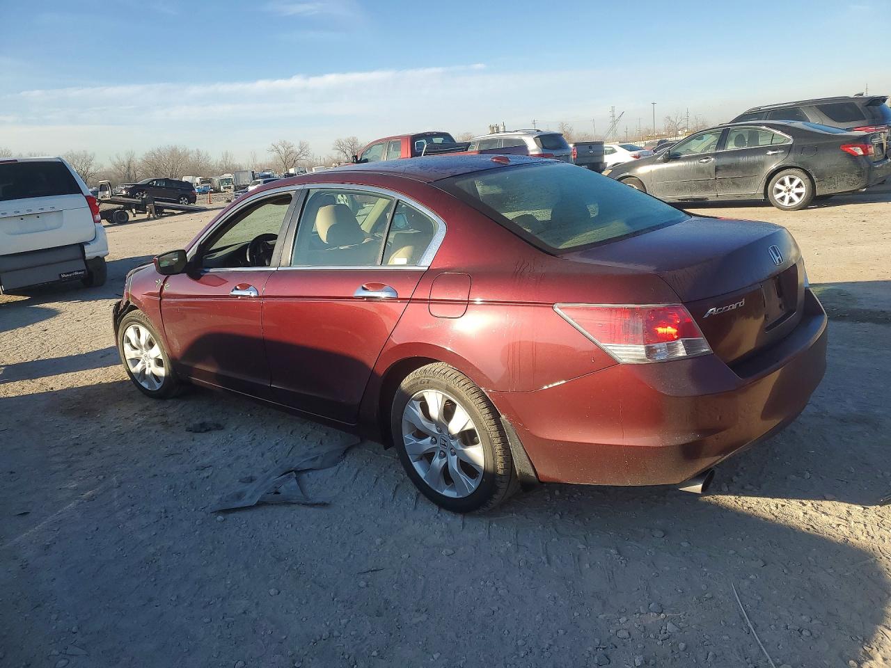 2009 HONDA ACCORD photo 2