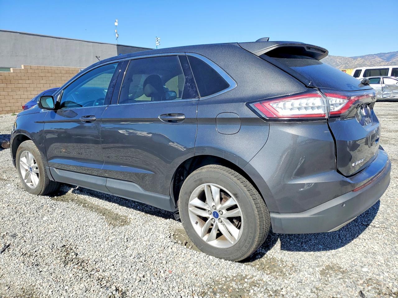 2016 FORD EDGE SEL photo 3