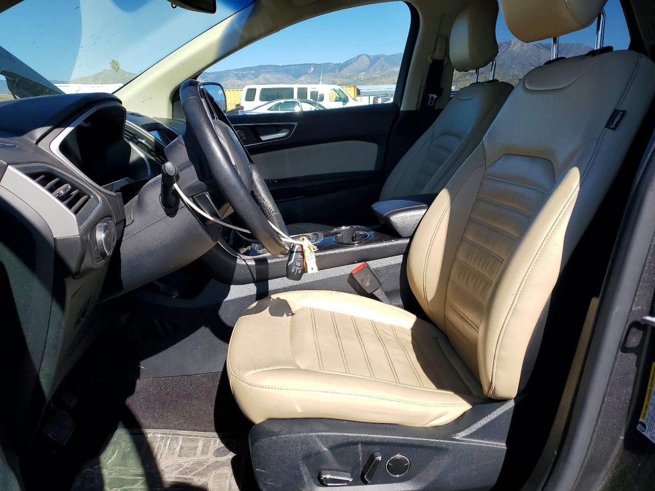 2016 FORD EDGE SEL photo 13