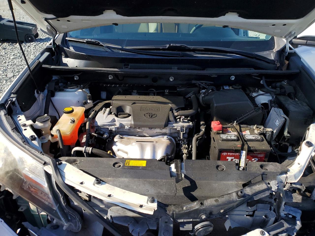 2014 TOYOTA RAV4 photo 12