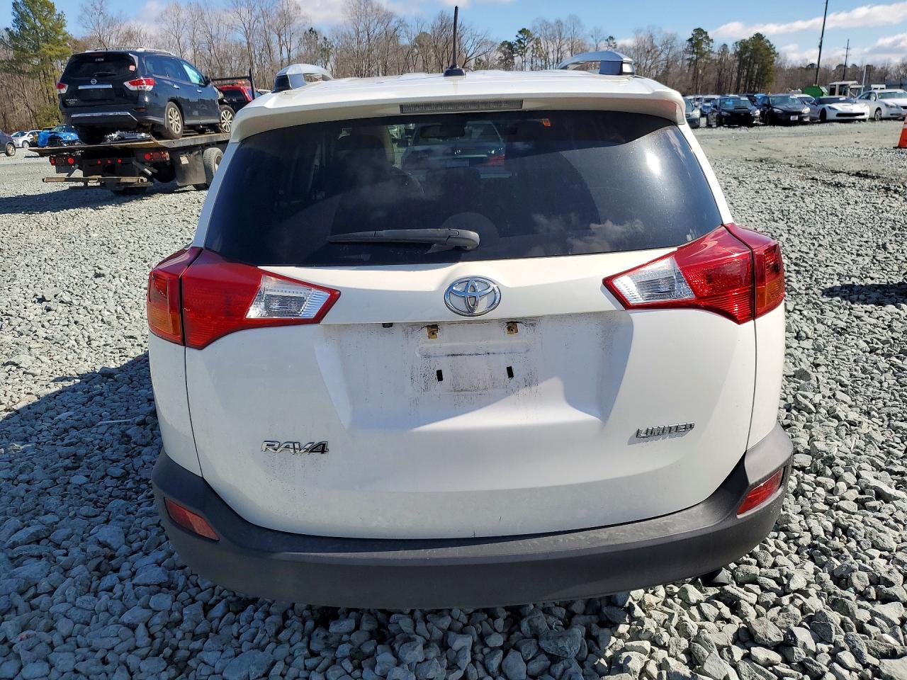 2014 TOYOTA RAV4 photo 6