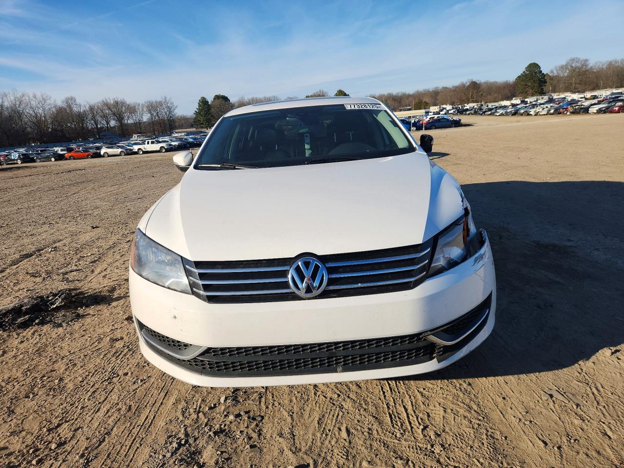 2014 VOLKSWAGEN PASSAT SE photo 9