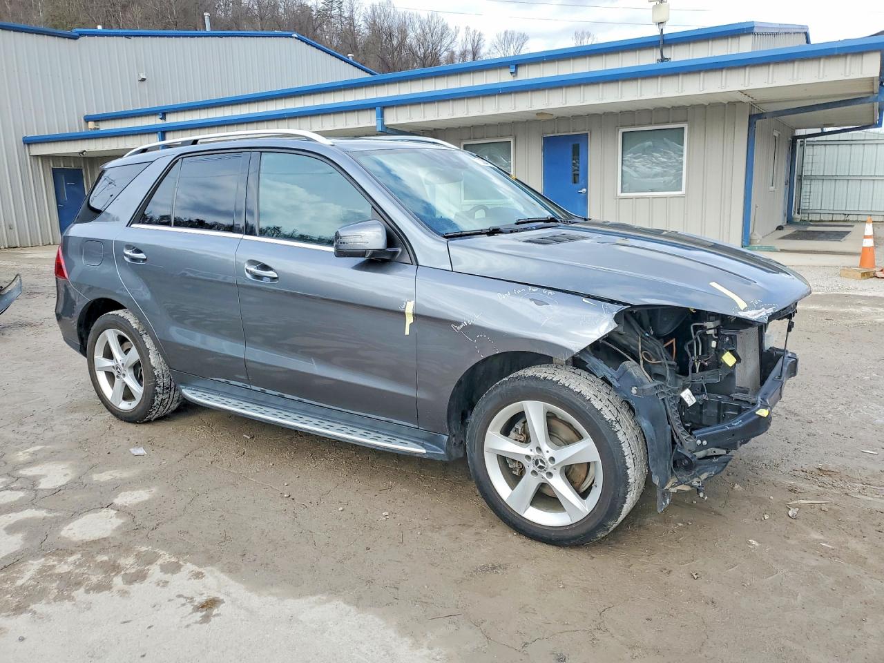 2017 MERCEDES-BENZ GLE 350 4MATIC photo 4