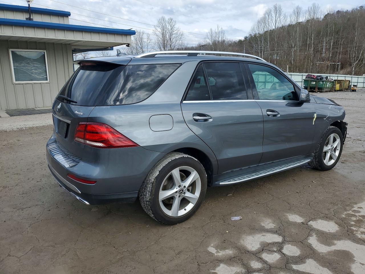 2017 MERCEDES-BENZ GLE 350 4MATIC photo 3