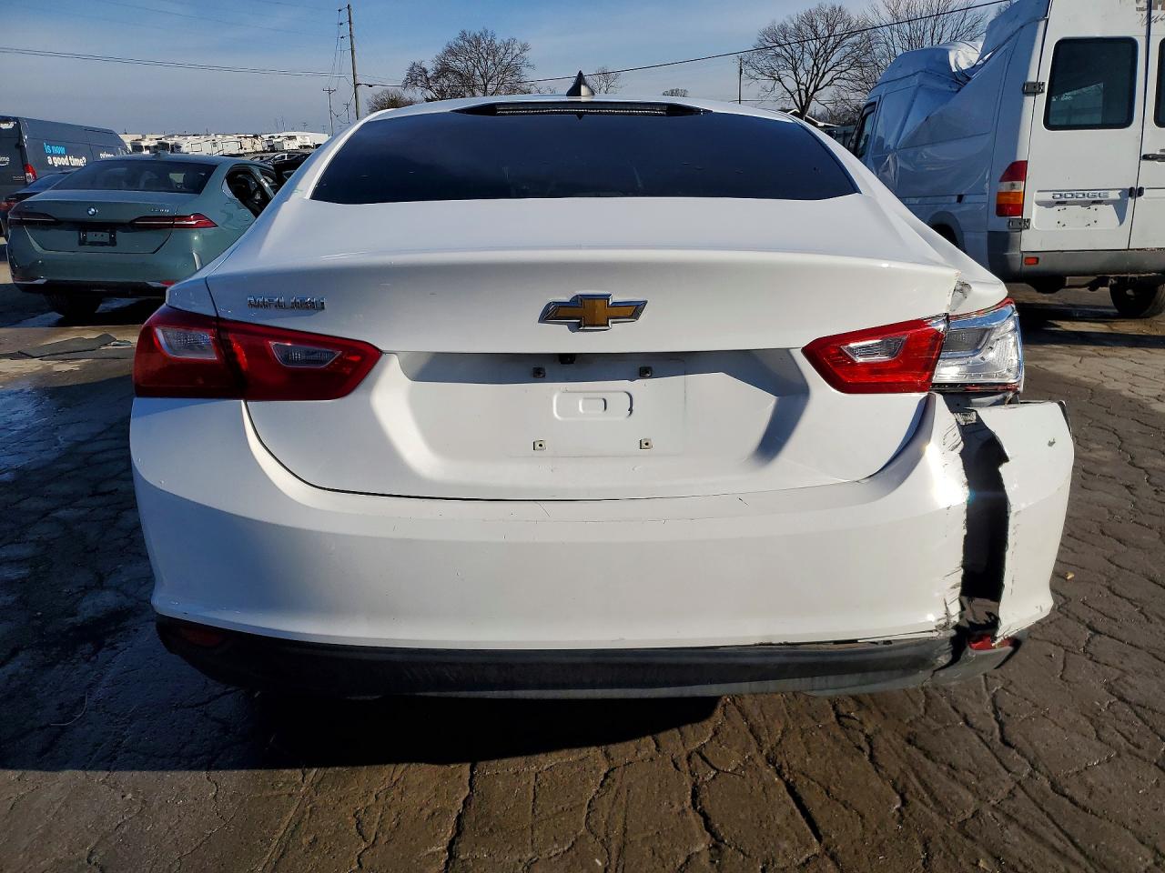 2024 CHEVROLET MALIBU LS photo 11
