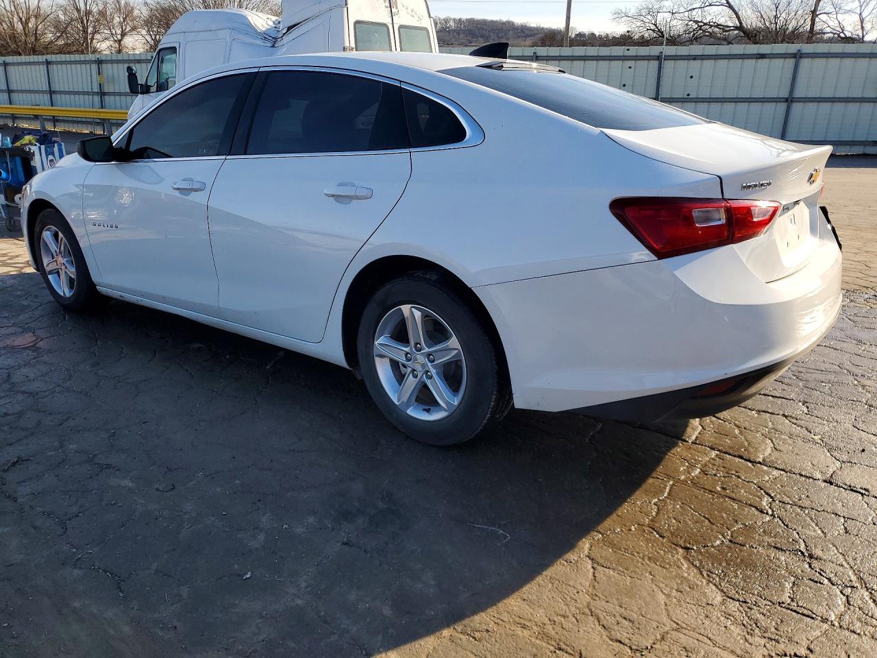 2024 CHEVROLET MALIBU LS photo 3