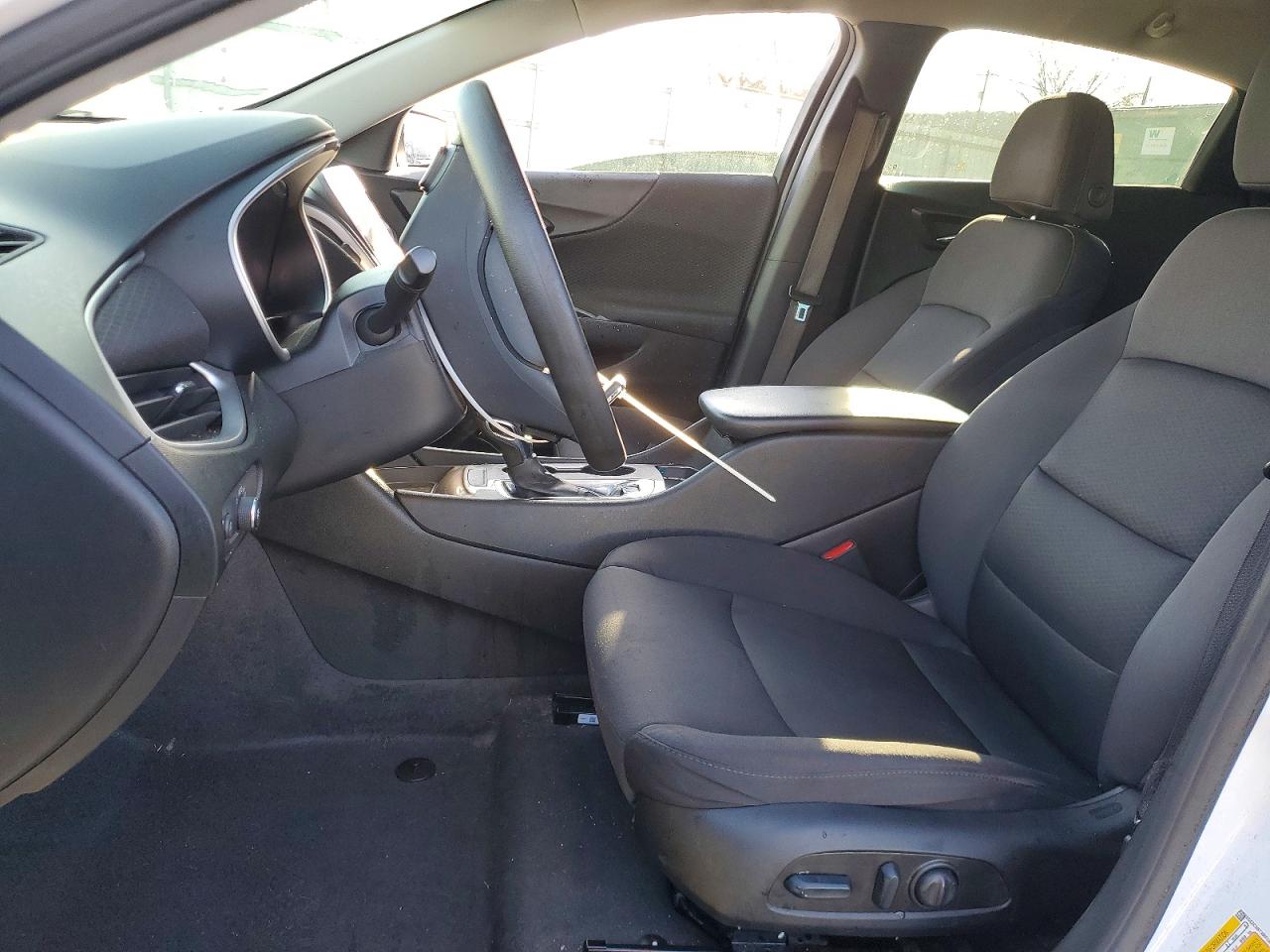 2024 CHEVROLET MALIBU LS photo 13