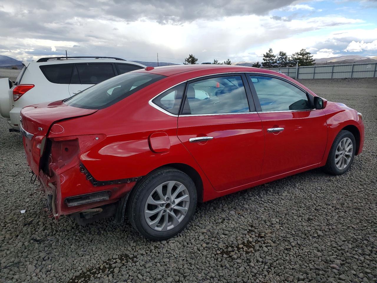 2019 NISSAN SENTRA S photo 3