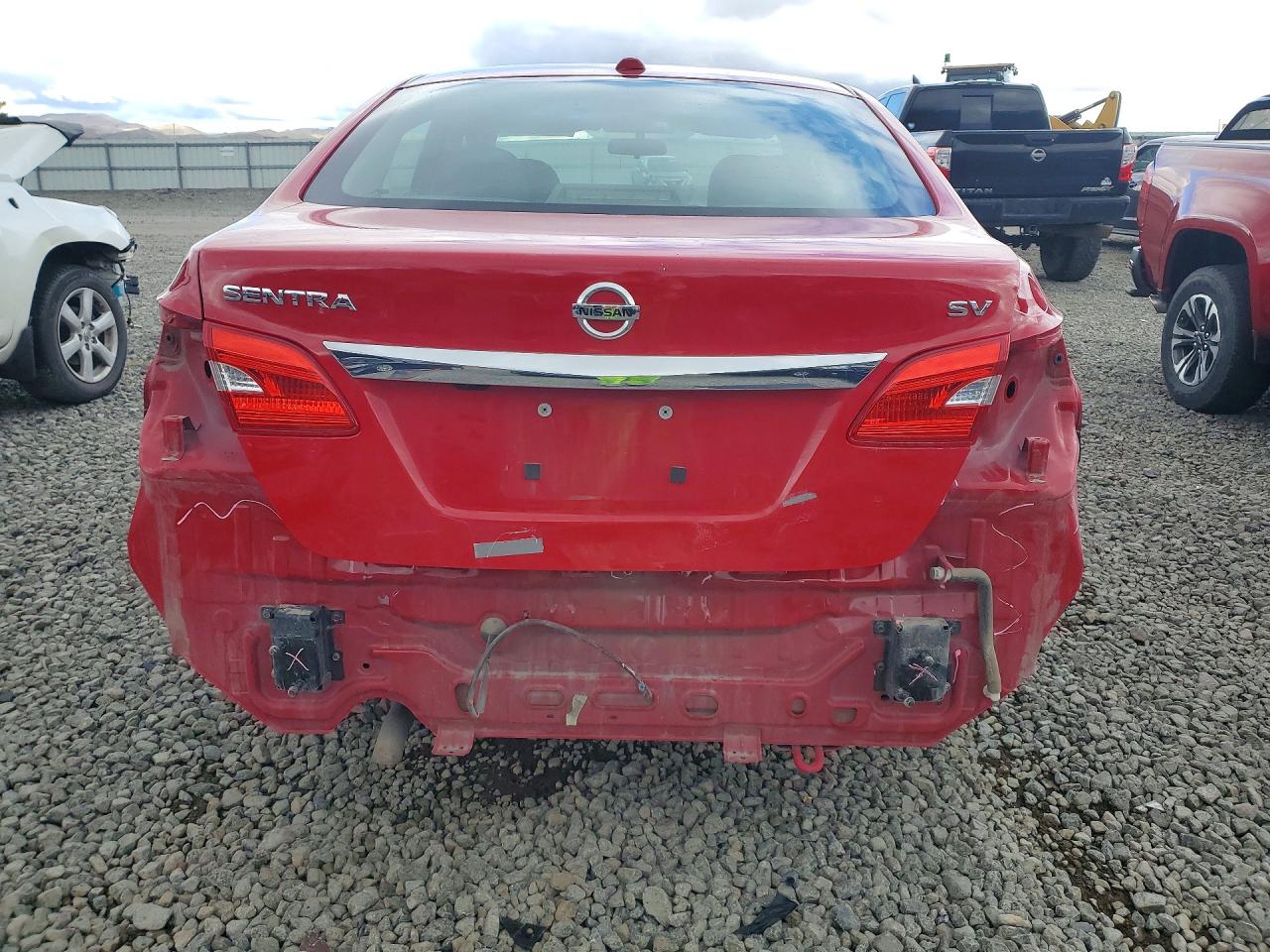 2019 NISSAN SENTRA S photo 6