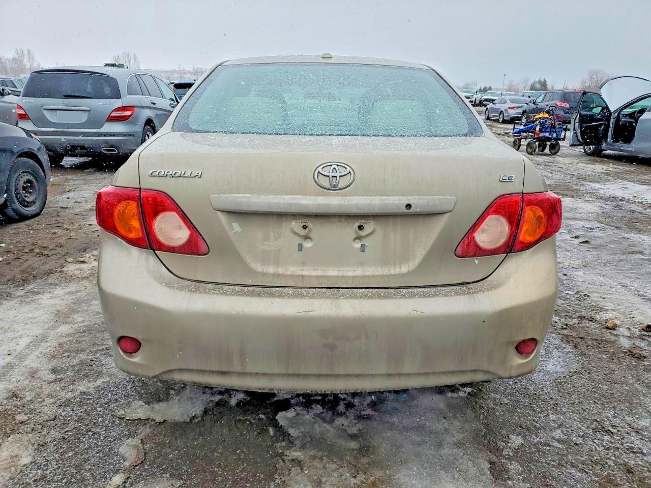 2009 TOYOTA COROLLA BASE photo 11