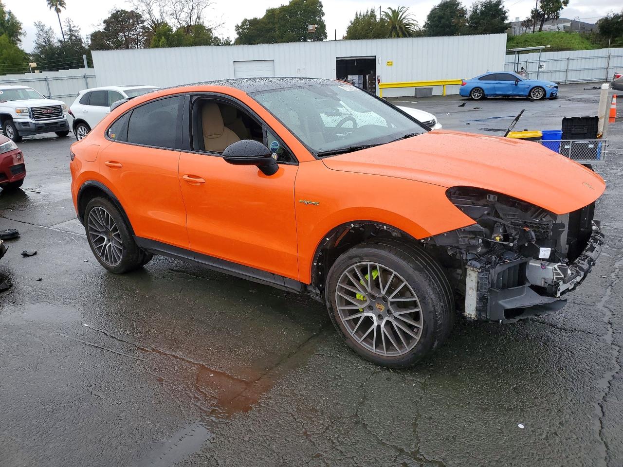 2022 PORSCHE CAYENNE E HYBRID COUPE photo 4