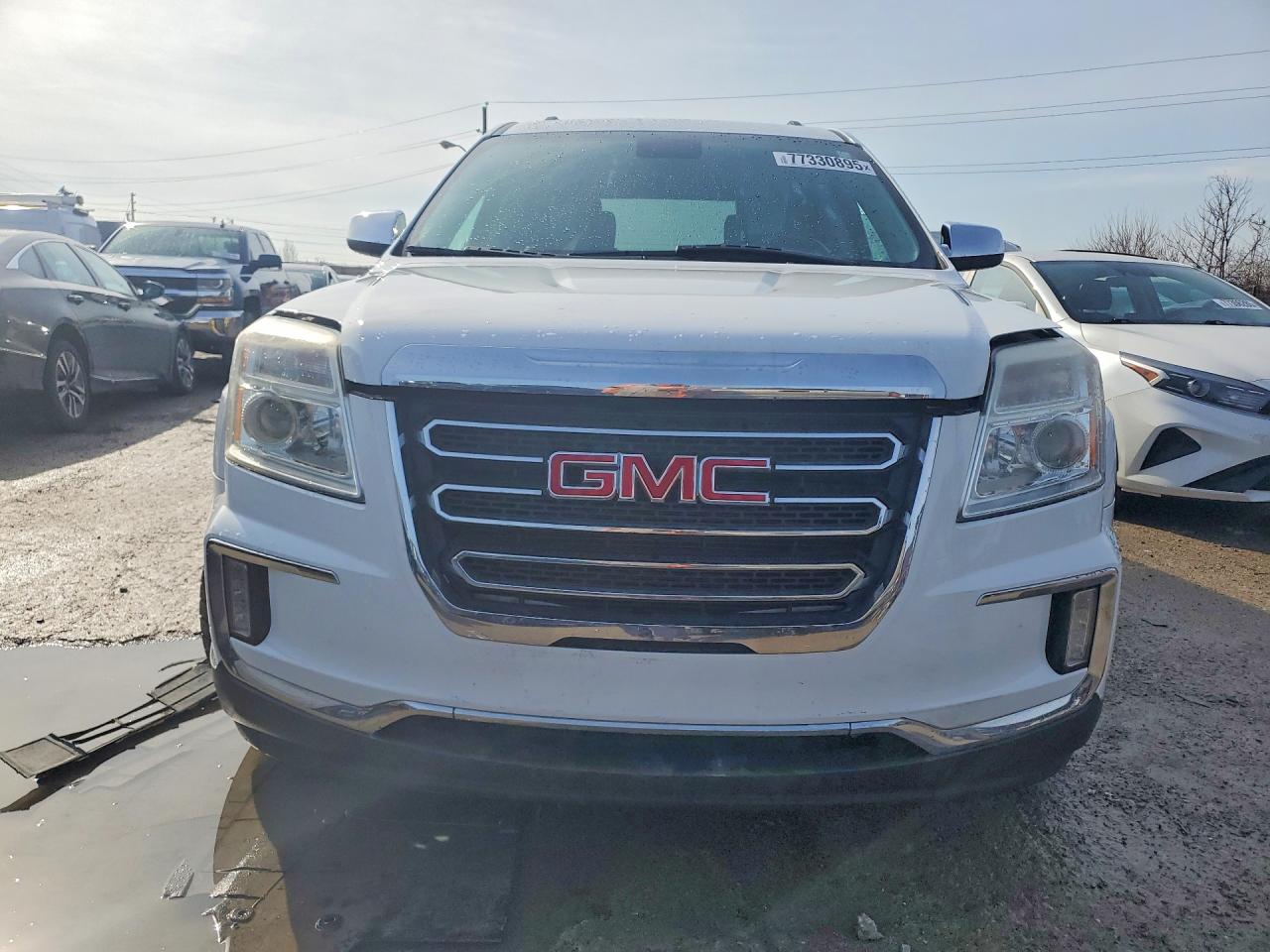 2017 GMC TERRAIN SLT photo 5