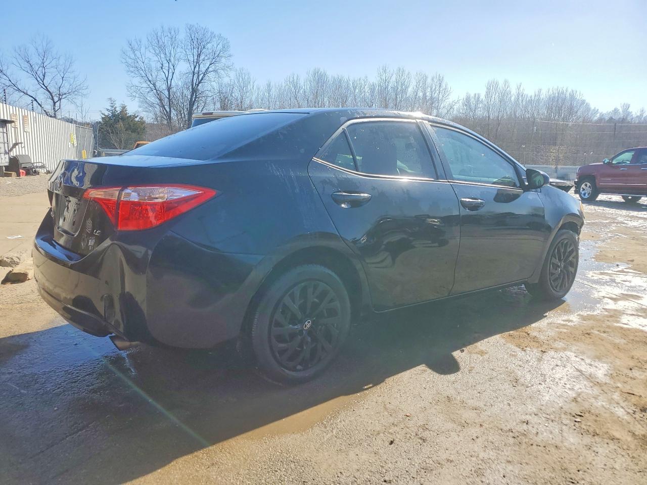 2017 TOYOTA COROLLA LE photo 7