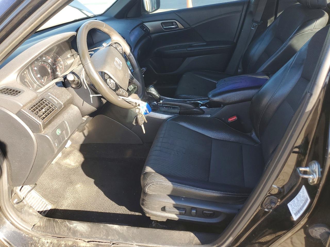 2016 HONDA ACCORD SPORT photo 13