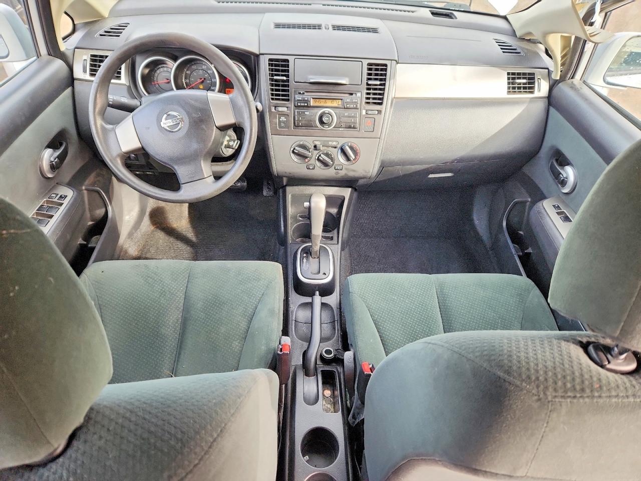 2012 NISSAN VERSA S photo 22