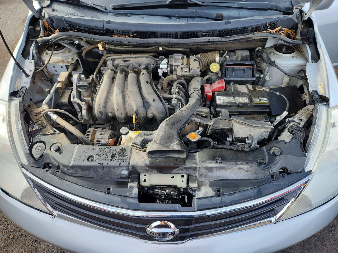 2012 NISSAN VERSA S photo 31