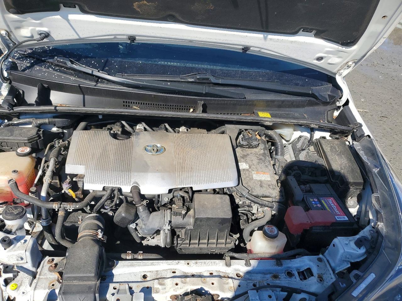 2018 TOYOTA PRIUS TWO photo 31
