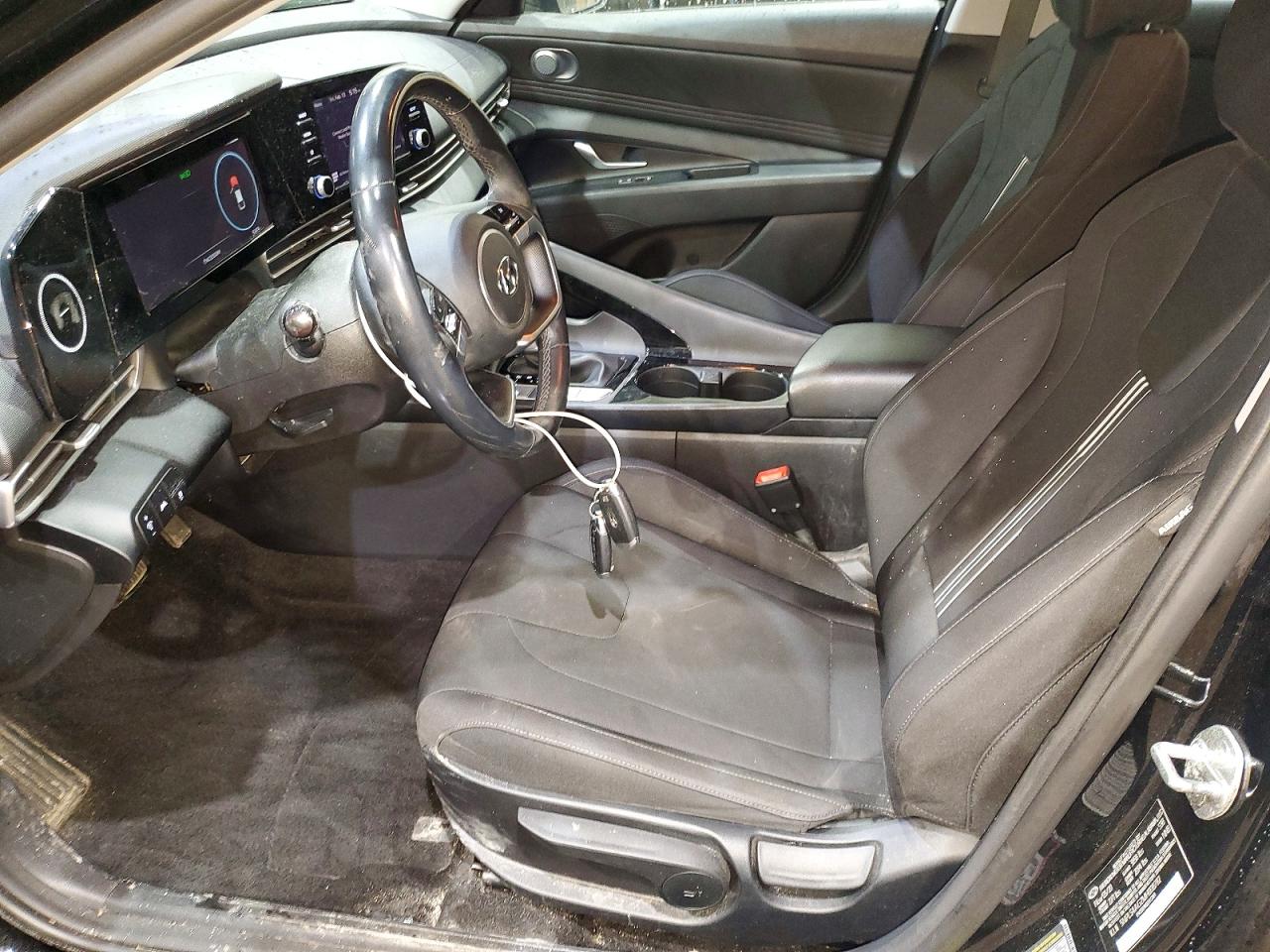 2021 HYUNDAI ELANTRA SEL photo 13