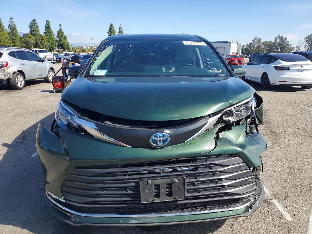 2022 TOYOTA SIENNA XLE 8-PASSENGER photo 5