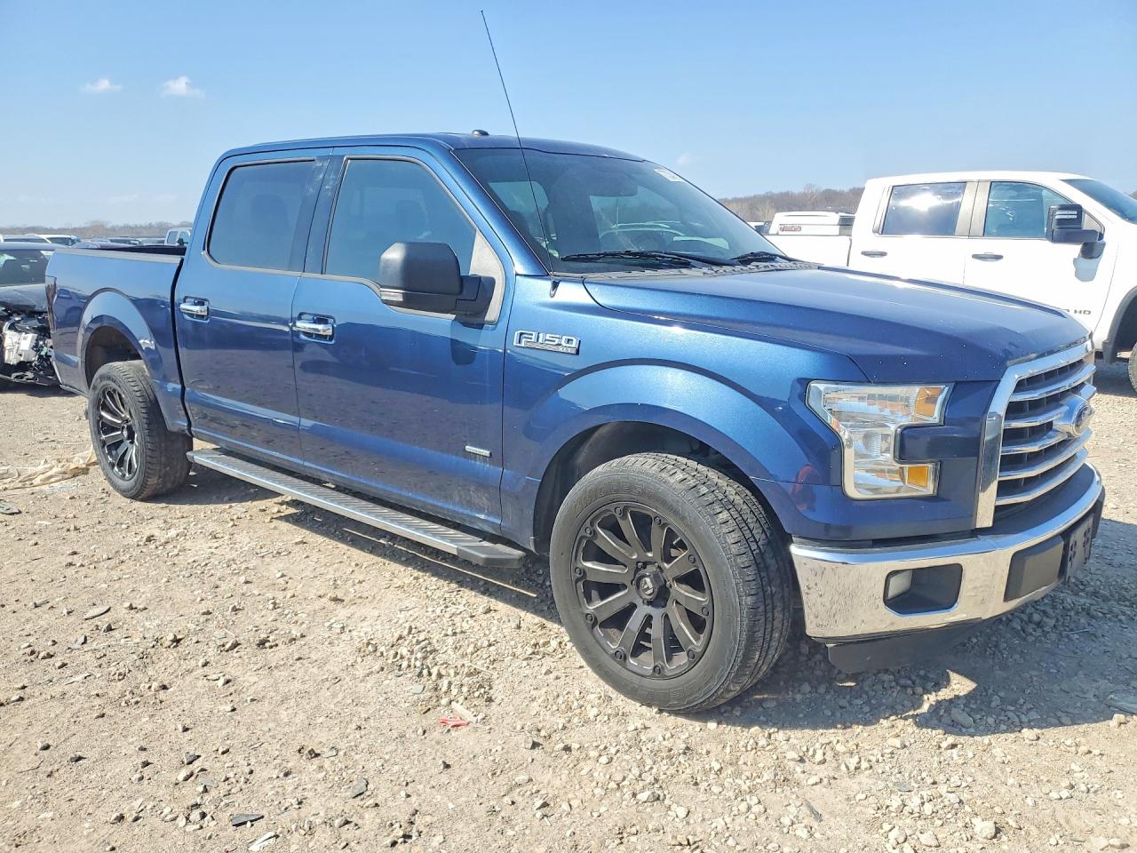 2015 FORD F150 SUPERCREW photo 4