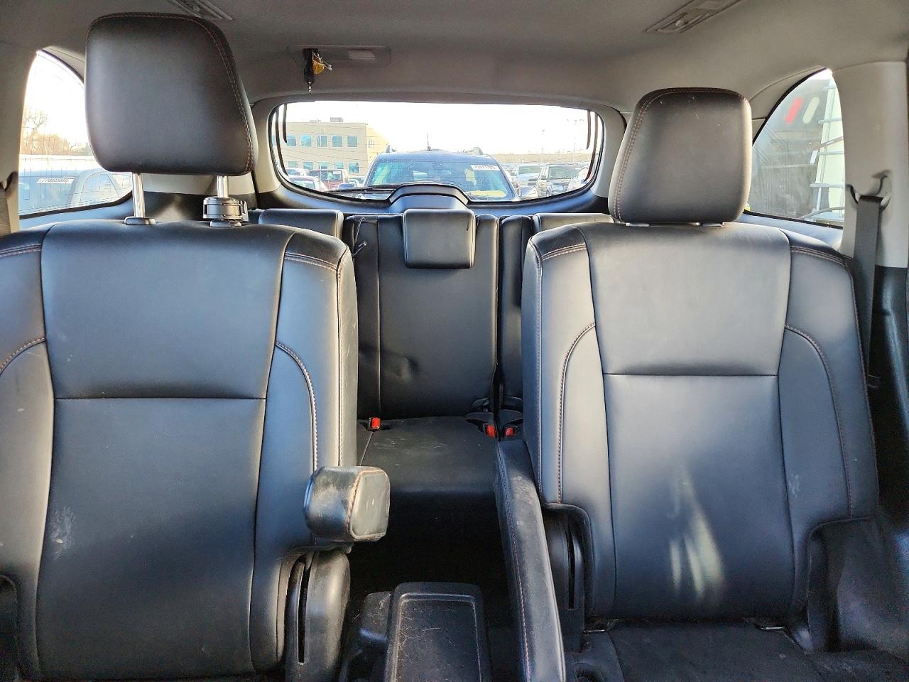 2019 TOYOTA HIGHLANDER XLE photo 10