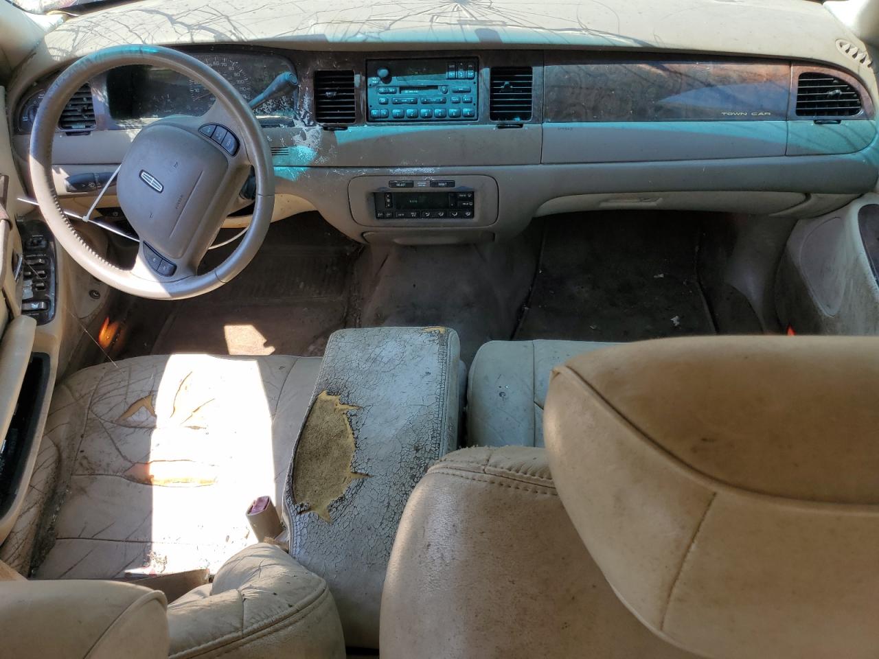 2000 LINCOLN TOWN CAR EXECUTIVE photo 8