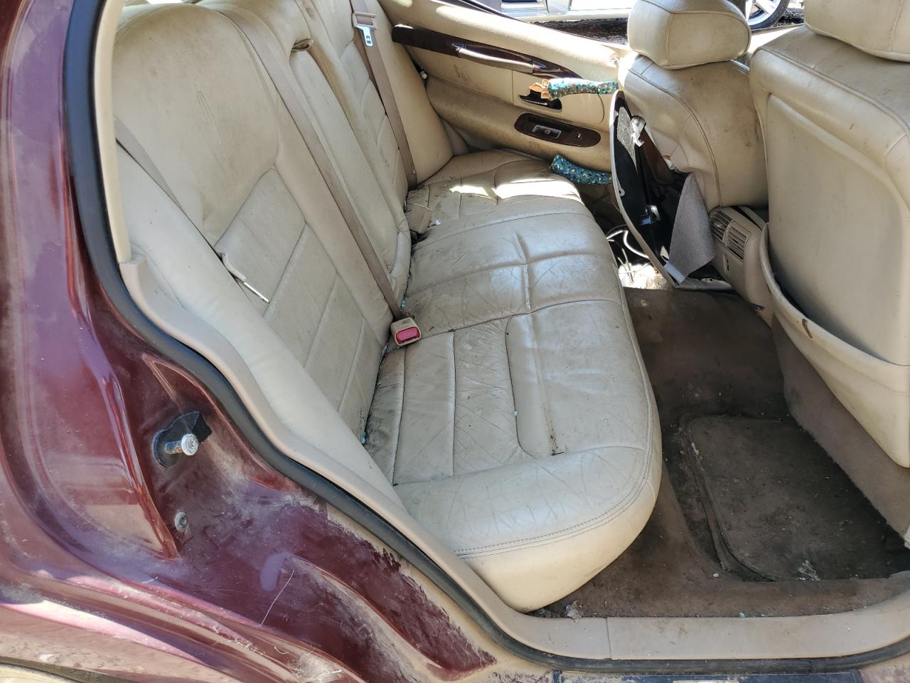 2000 LINCOLN TOWN CAR EXECUTIVE photo 10