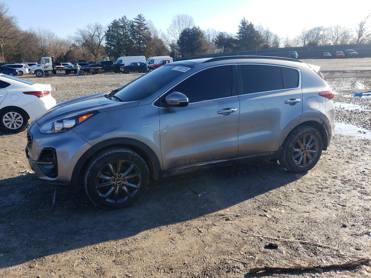 2020 KIA SPORTAGE S photo 2