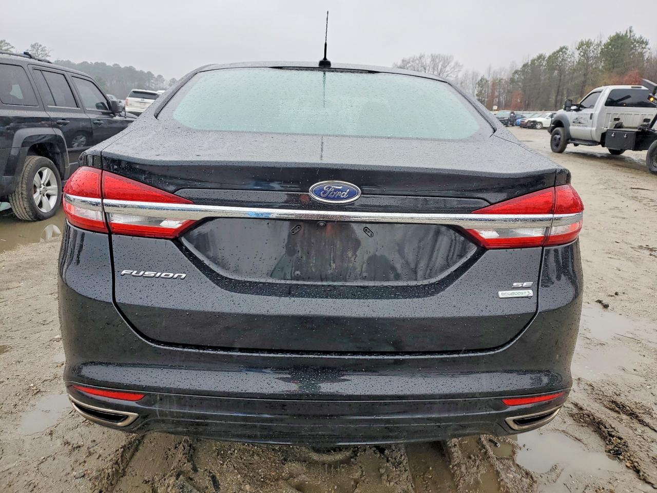 2017 FORD FUSION SE photo 11