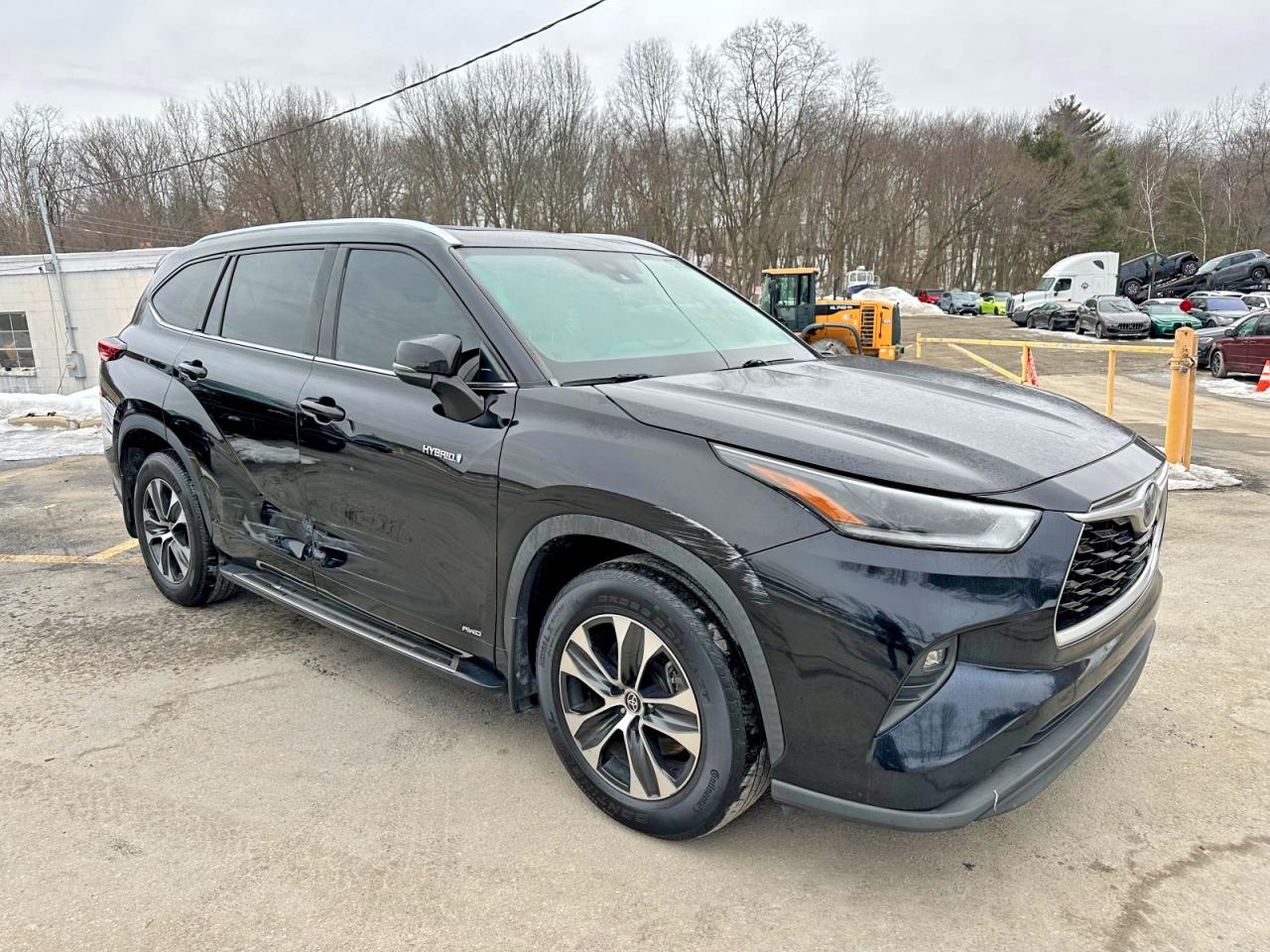 2021 TOYOTA HIGHLANDER HYBRID XLE photo 4
