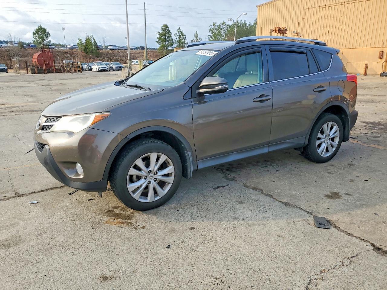 2015 TOYOTA RAV4